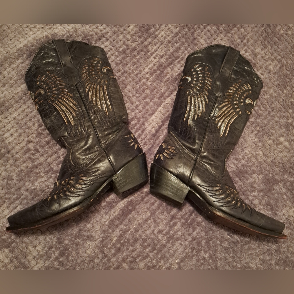 Gypsy Girl Boots.  Size 7. Great condition